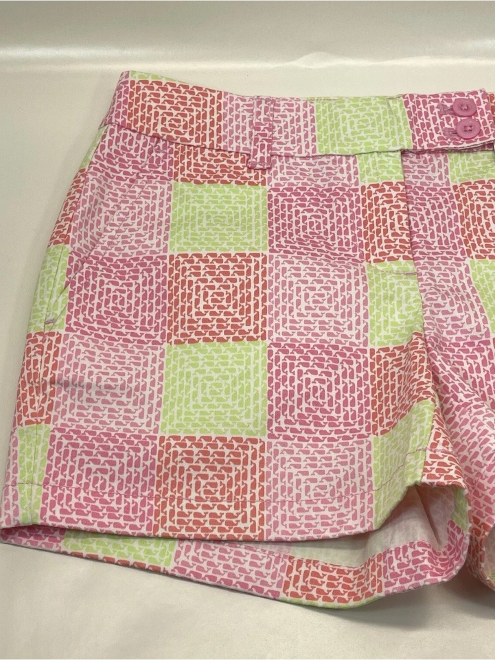 New Vineyard Vines Whale Print Patchwork Chino Shorts Pink Womens Size 2 - Picture 3 of 10